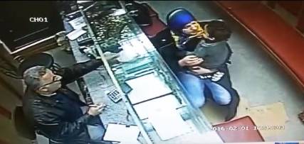 بالفيديو: شاهد أسرع عملية سرقة تمت في 6 ثوانٍ