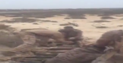 شاهد بالفيديو: البحرية السعودية تعثر على كمية صواريخ أخفاها الحوثيون في إحدى الجزر الحدودية