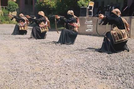 تعز: تخرج قوات جديدة من النخبة والشرطة النسائية في مقاومة تعز (صور) 
