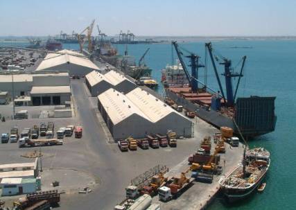 "دبي العالمية" تكثف وجودها في ميناء عدن