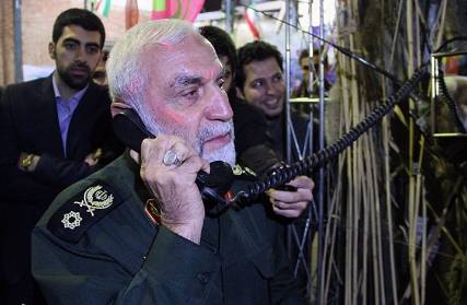 قائد رفيع بالحرس الثوري الإيراني يشيد بنجاح تجربة الثورة الإيرانية في اليمن