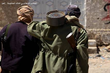 أسرى حوثيين يؤكدون أن ضباط إيرانيين ساهموا في صناعة الألغام التي تستخدمها مليشيا الحوثي وصالح