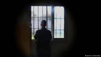 السجون الأوروبية .. بؤر للتطرف !