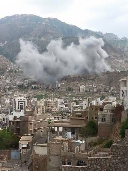 طيران التحالف يشن أعنف موجة قصف على مواقع الحوثيين وصالح في تعز (أسماء المواقع المستهدفة)