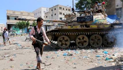 مقتل 40 حوثيًا في معارك بتعز وغارات لـ"التحالف العربي"