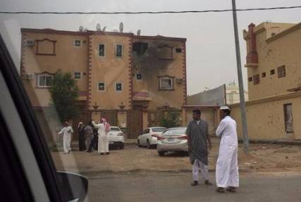 "رايتس ووتش" تتهم الحوثيين بارتكاب جرائم حرب من خلال قصف المدنيين جنوب السعودية بشكل عشوائي