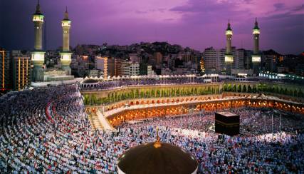 اليمنيون خائفون من توريط "الحج" في السياسة