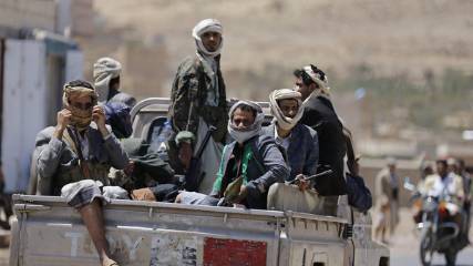 مقتل عدد من الحوثيين بينهم قياديين في إب والبيضاء