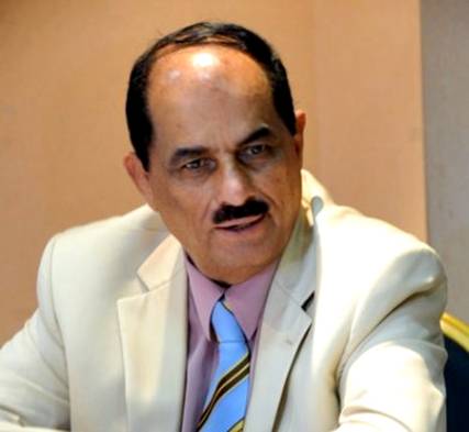 محمد علي أحمد يدعو القيادات الجنوبية إلى سرعة الحسم في استعادة الدولة ويحذر من محاولات الجر إلى مربع العنف