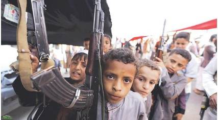 ضربات التحالف تتعقب الميليشيات .. والجيش يحاصر العاصمة