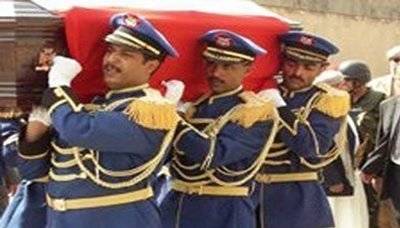 تشييع جثامين قتلى الهجومين على قيادة المنطقة العسكرية الأولى (أسماء الجنود)