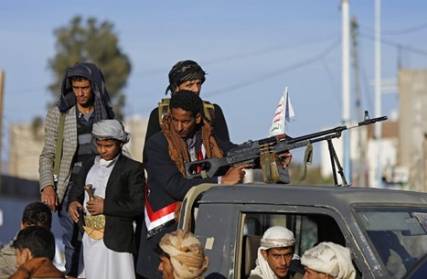 الحوثيون يتحدثون عن قواعد اشتباك جديد ومراقبون يسخرون