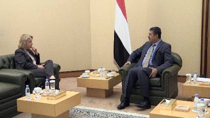 الاتحاد الأوروبي يدين ممارسات الحوثيين بحق المدنيين وبحاح يدعوه للمساعدة على وقف نزيف الدم في اليمن