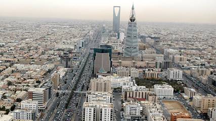 السعودية تعلن ميزانية مالية قياسية بعجز متوقع 326 مليار ريال