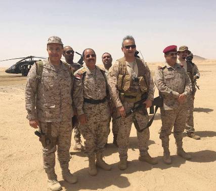 ما دلالة ظهور الجنرال الأحمر ببزته العسكرية في مأرب؟