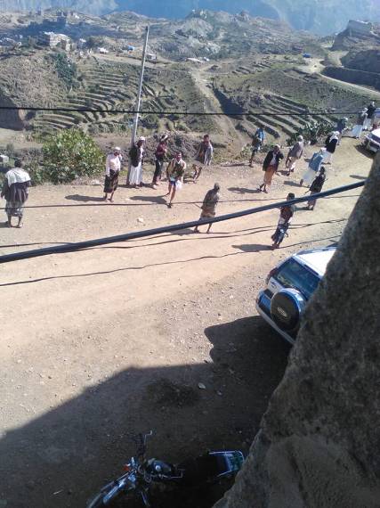 جماعة مسلحة تحاصر النيابة الجزائية في محافظة ريمة.