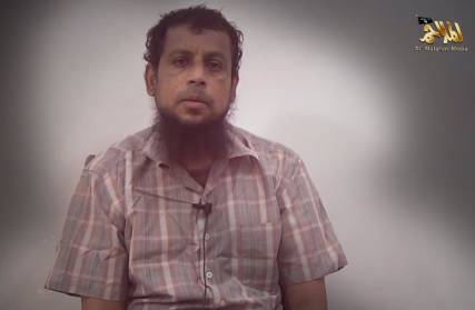 شاهد فيديو.. «القاعدة» يزعم إعدام جاسوسين لصالح أمريكا في اليمن