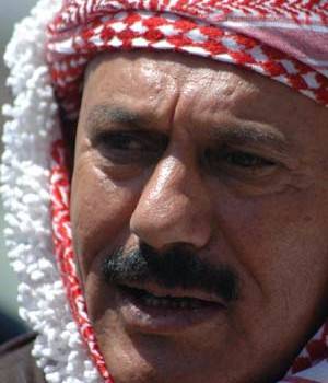 صالح يعيش كابوساً بعد أن بات هاربًا ومطاردًا.. ومطالبات برفع الحصانة عنه