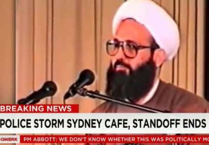 من هو "الشيخ هارون" المهاجر الإيراني لأستراليا ومنفذ عملية احتجاز الرهائن بمقهى لينديت بسيدني؟